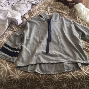 Tee shirt with short sleeve